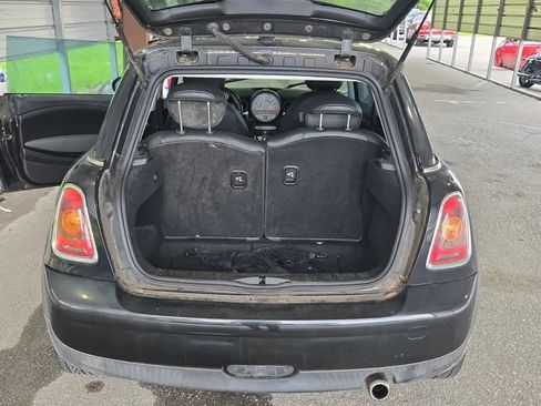 Used 2010 MINI Cooper Hardtop FWD image 11