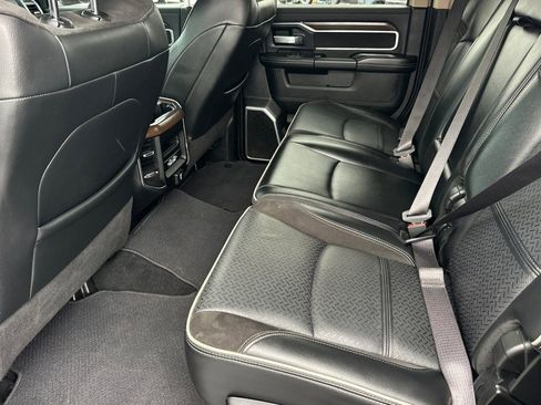 Used 2022 RAM 3500 Laramie image 12