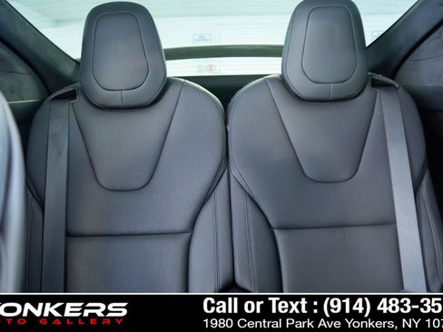 Used 2023 Tesla Model X Plaid image 97