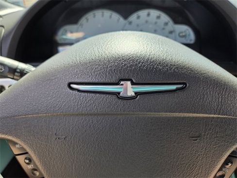 Used 2002 Ford Thunderbird image 30