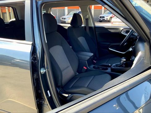 Used 2024 Kia Soul LX w/ Option Group 015 image 8