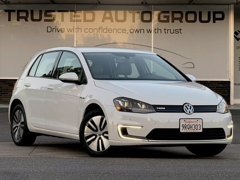 Used 2016 Volkswagen e-Golf SEL Premium FWD image 2