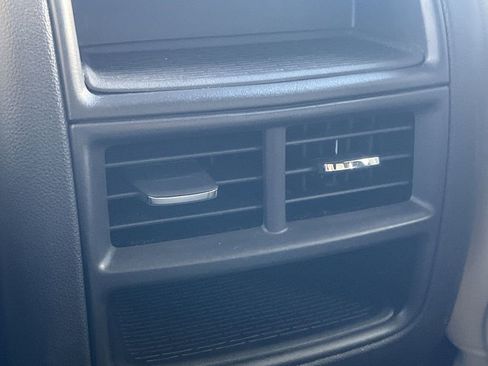 Used 2019 Cadillac XT5 Luxury image 14