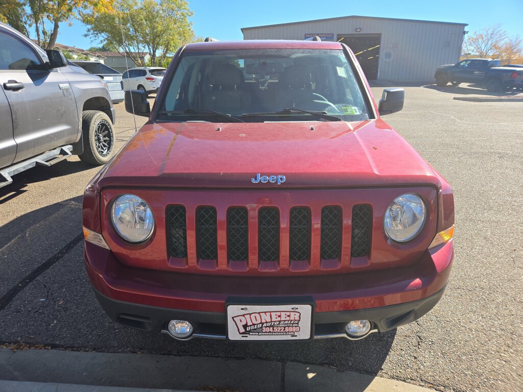 Used 2017 Jeep Patriot High Altitude AWD/4WD image 2