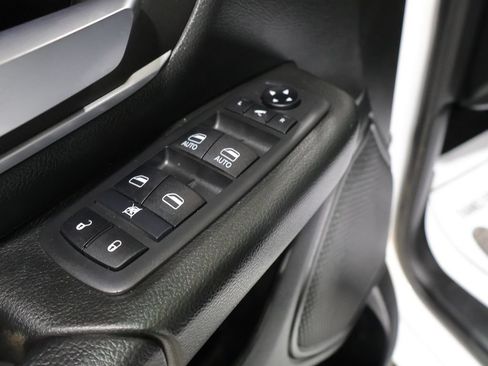 Used 2021 RAM 1500 Big Horn AWD/4WD image 19