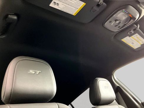 Used 2025 Buick Envista Sport Touring FWD image 13