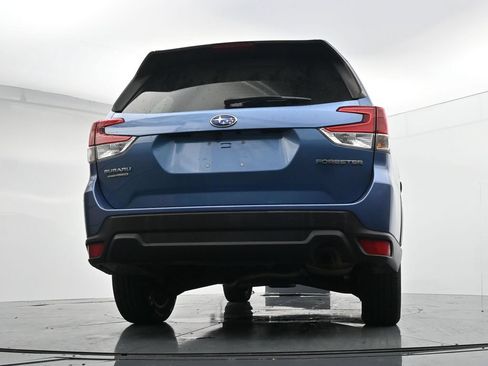 Used 2021 Subaru Forester Premium AWD/4WD image 33