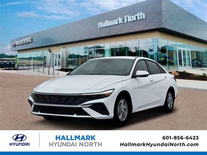 New 2026 Hyundai Elantra SE w/ Cargo Package