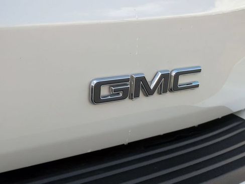 Used 2025 GMC Yukon Denali Ultimate w/ LPO, Floor Liner Package AWD/4WD image 32