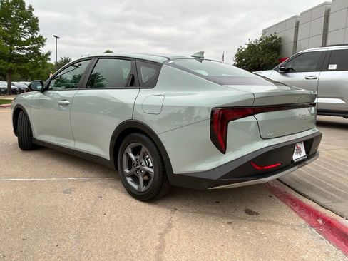 Used 2025 Kia K4 FWD image 8