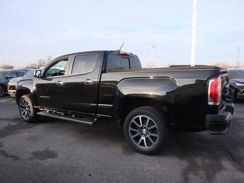 Used 2022 GMC Canyon Denali image 4