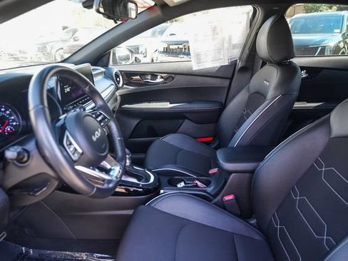 Certified 2023 Kia Forte GT-Line FWD image 18