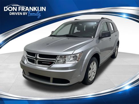 Used 2020 Dodge Journey SE w/ SE Popular Equipment Group FWD image 1