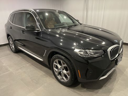 Used 2023 BMW X3 xDrive30i w/ Premium Package image 3
