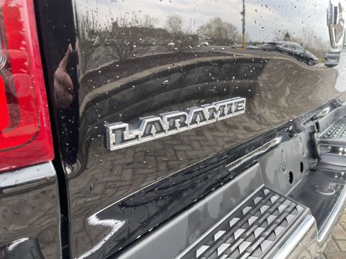 Used 2024 RAM 1500 Laramie image 16