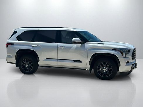 Used 2023 Toyota Sequoia Platinum RWD image 4