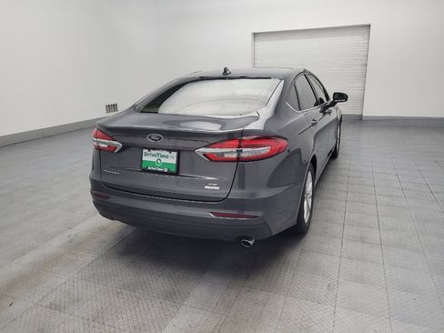 Used 2020 Ford Fusion SE FWD image 9