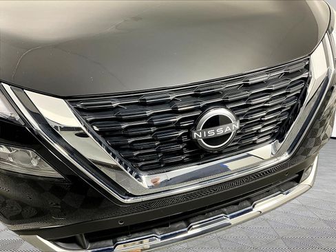 Certified 2023 Nissan Rogue Platinum w/ Platinum Premium Package AWD/4WD image 33