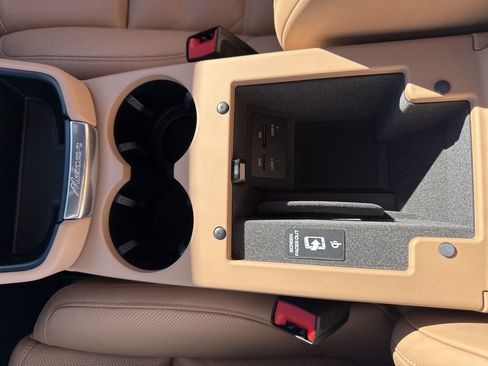 Used 2023 Porsche Macan GTS image 32