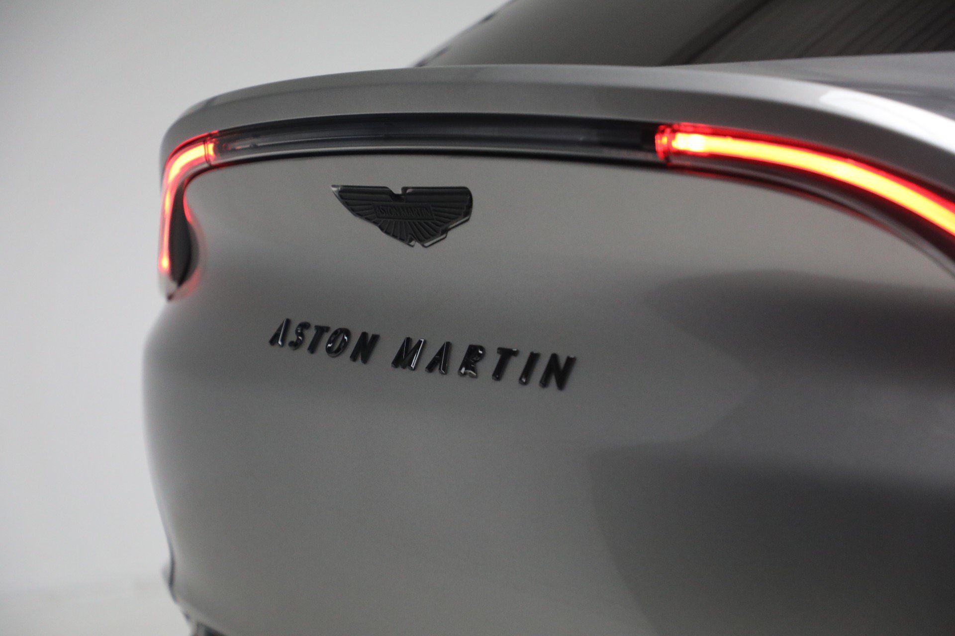 Used 2026 Aston Martin DBX 707 AWD/4WD image 46