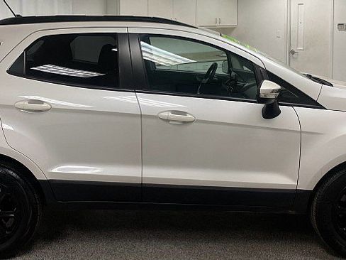 Used 2020 Ford EcoSport SE image 4