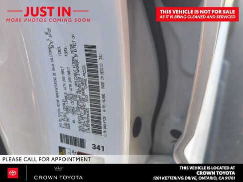 Used 2025 Toyota Tacoma SR5 RWD image 10