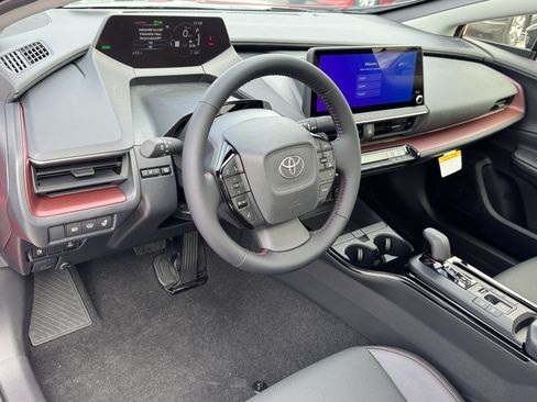 New 2026 Toyota Prius Plug-In Hybrid FWD image 16