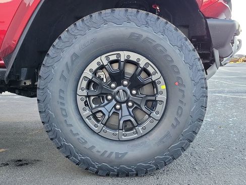 New 2025 Ford Bronco Raptor image 9