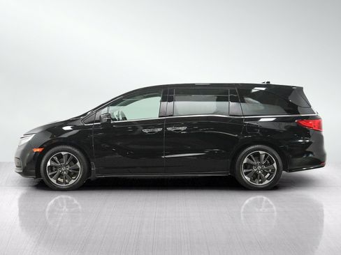 Used 2022 Honda Odyssey Touring image 2