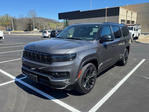 Used 2024 Jeep Grand Wagoneer L Series II w/ Quick Order Packagew 28T image 2