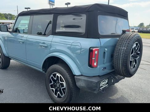 Used 2022 Ford Bronco Outer Banks AWD/4WD image 6