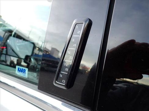 Used 2020 Chevrolet Silverado 3500 LTZ w/ LTZ Plus Package image 12