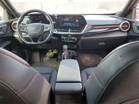 Certified 2025 Chevrolet Trax RS w/ Driver Confidence Package image 19