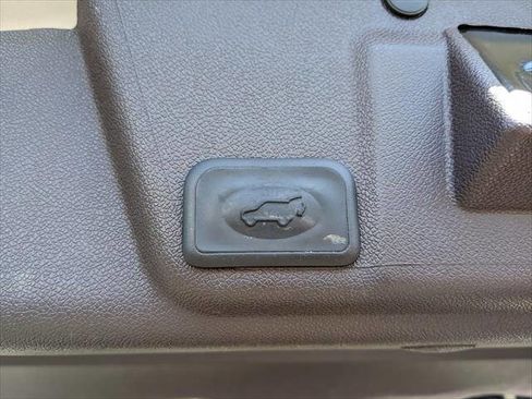 Used 2017 Buick Enclave Premium w/ Experience Buick Package image 16