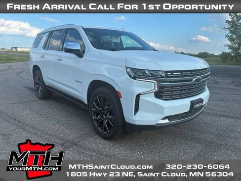 Used 2023 Chevrolet Tahoe Premier w/ Advanced Technology Package AWD/4WD image 2