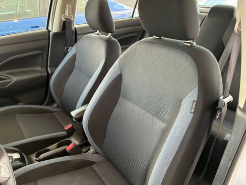 Used 2025 Nissan Versa SV image 36