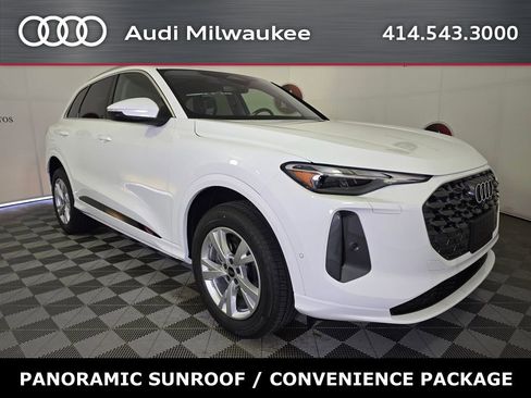 New 2025 Audi Q5 Premium image 1