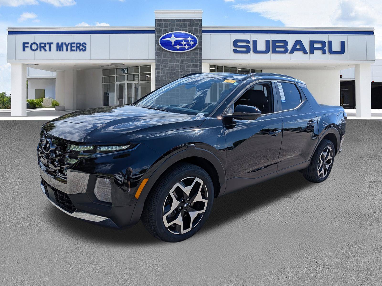 Used 2024 Hyundai Santa Cruz Limited AWD/4WD image 8