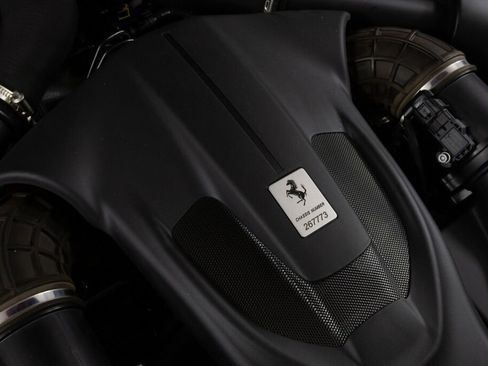 Certified 2021 Ferrari Roma image 26