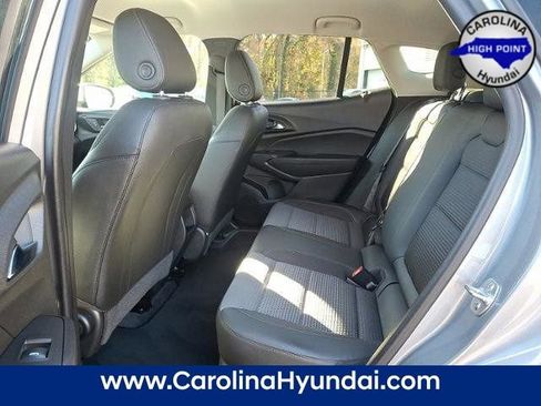 Used 2024 Chevrolet Trax LT image 10