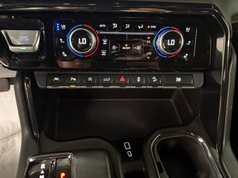 Used 2023 GMC Sierra 1500 AT4 AWD/4WD image 22