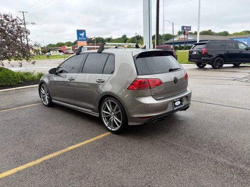 Used 2017 Volkswagen Golf R 4-Door AWD/4WD image 29