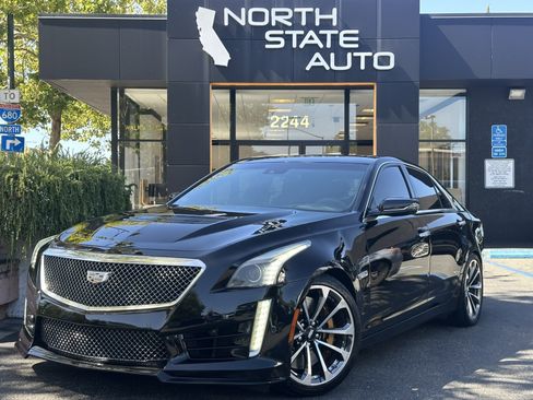 Used 2016 Cadillac CTS V w/ Luxury Package RWD image 2