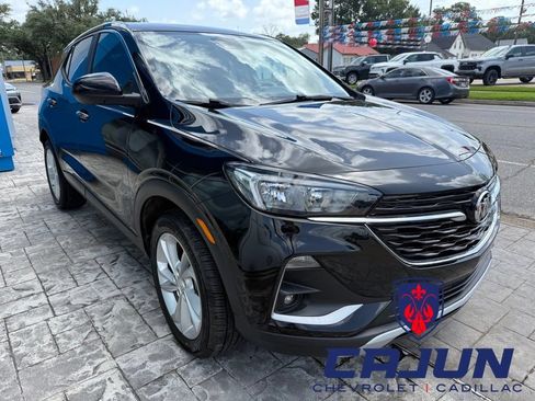 Used 2020 Buick Encore GX Preferred w/ Cold Weather Comfort Package FWD image 5