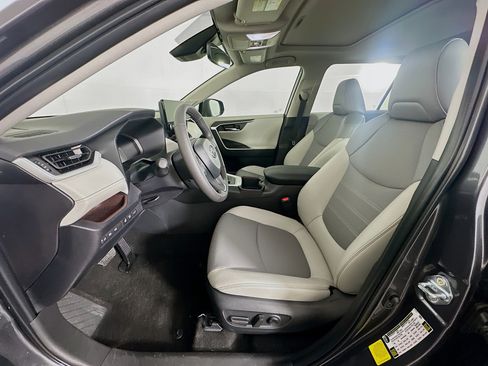 Used 2025 Toyota RAV4 Limited w/ Weather Package FWD image 13