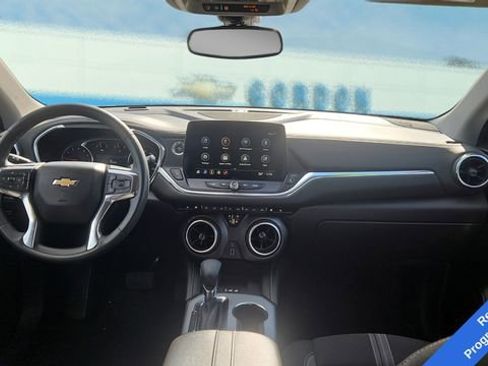 Used 2024 Chevrolet Blazer LT w/ Convenience Package image 16