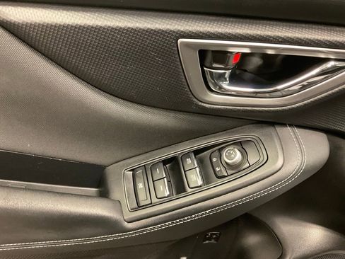 Used 2020 Subaru Forester Premium image 12