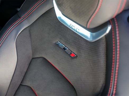Used 2021 Chevrolet Camaro ZL1 image 9