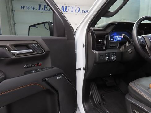 Used 2023 GMC Sierra 1500 AT4 w/ Technology Package image 46