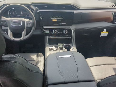 New 2025 GMC Sierra 2500 Denali w/ Denali Reserve Package image 23